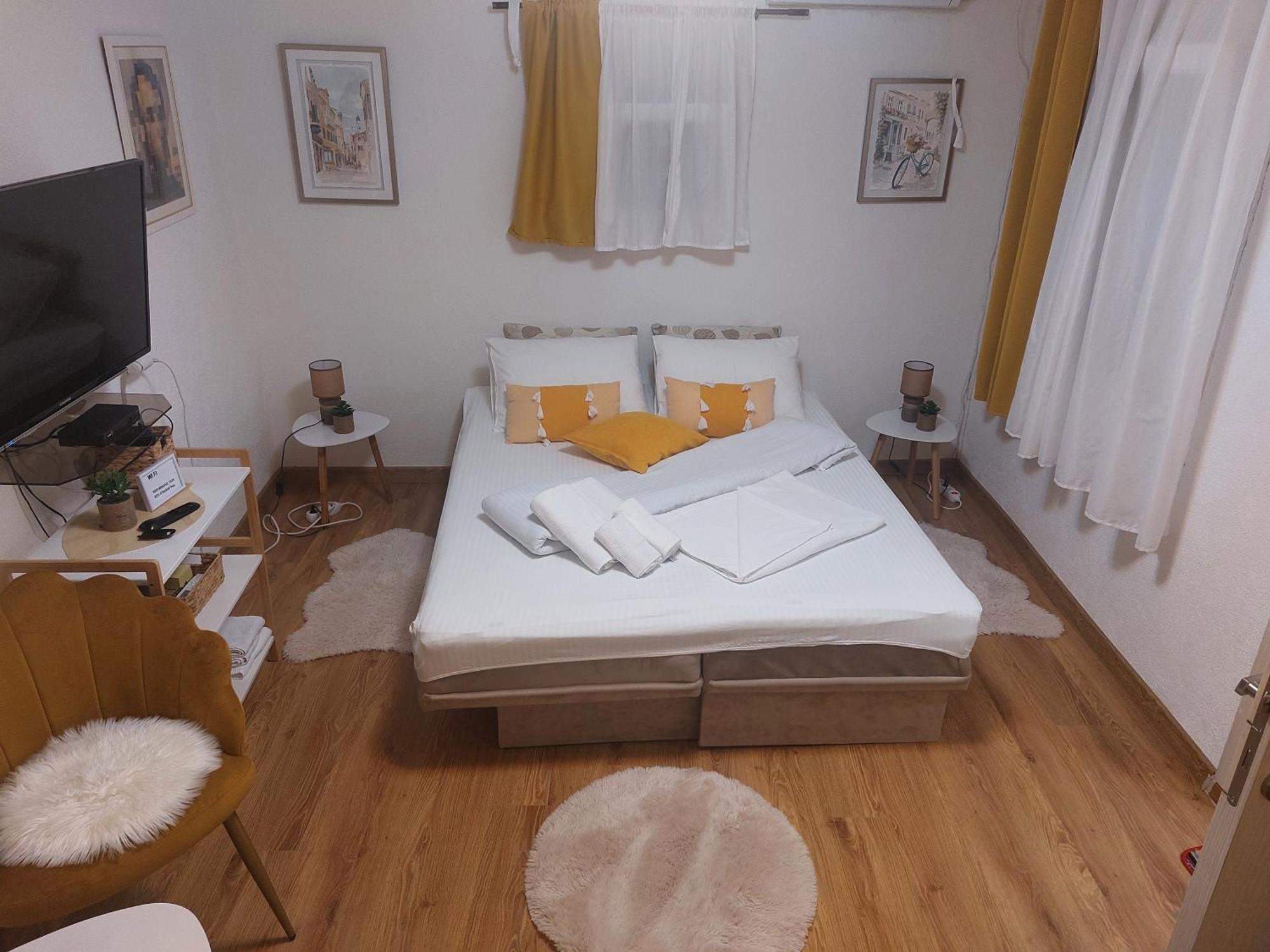 Ljubovic Apartman Подгориця Екстер'єр фото